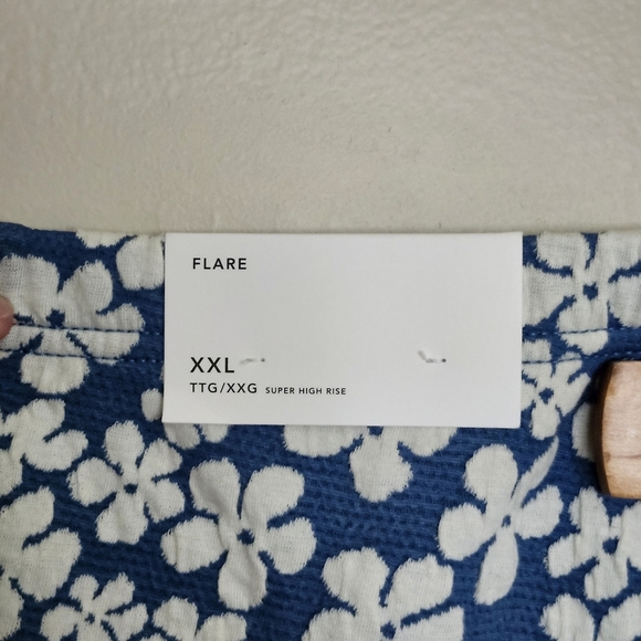 NWT AE Flare Pant - Picture 5 of 6